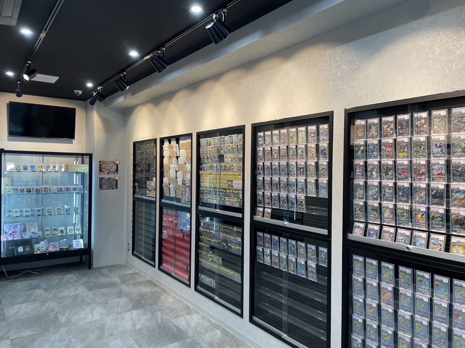 Interior photo of Trading Card Shop YK Akihabara store